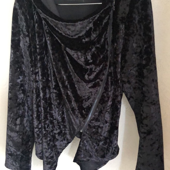 BLANKNyC Black Crushed Velvet Zip up Moto Jacket - Picture 4 of 15